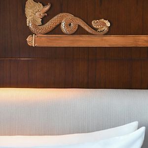 2 Twin or Single Beds Premier Guest Room